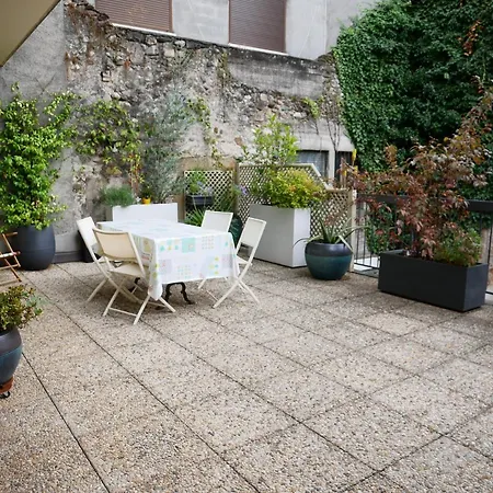 Superbe Appartement En Centre Ville Avec Terrasse Thonon-les-Bains Exterior photo