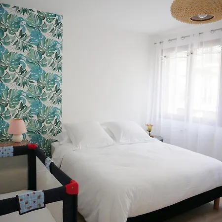 Superbe Appartement En Centre Ville Avec Terrasse Thonon-les-Bains Exterior photo